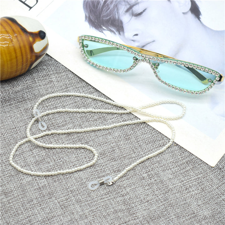 Elegant Pearl Eyewear Chain Stornfield