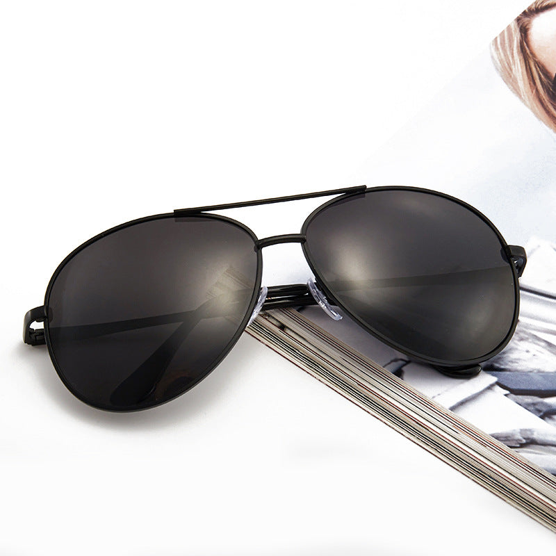 Fashionable aviator sunglasses Stornfield