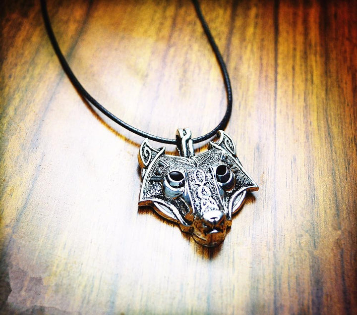 Norse Wolf Head Necklace - Free Shipping! | Stornfield