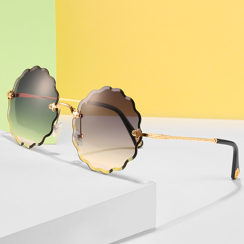 Floral-Shape Frame Sunglasses Stornfield