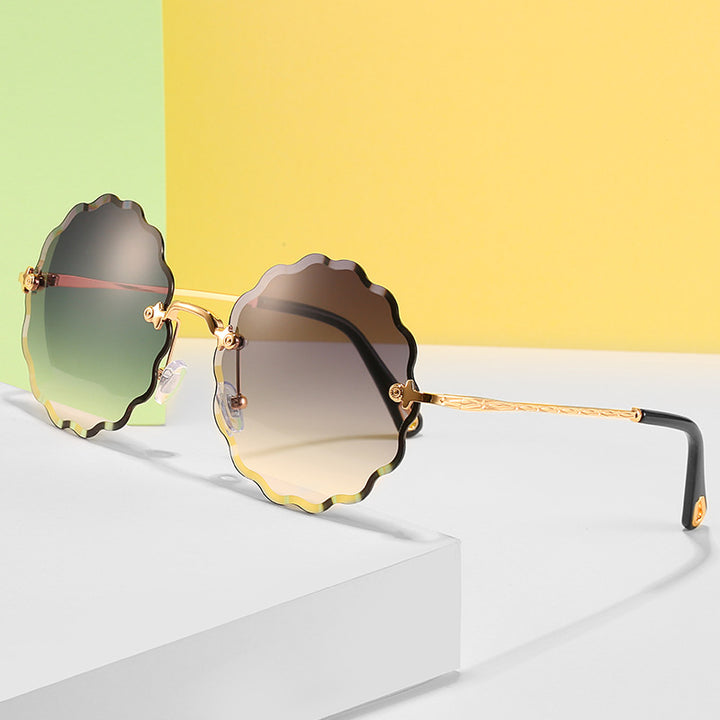 Floral-Shape Frame Sunglasses Stornfield