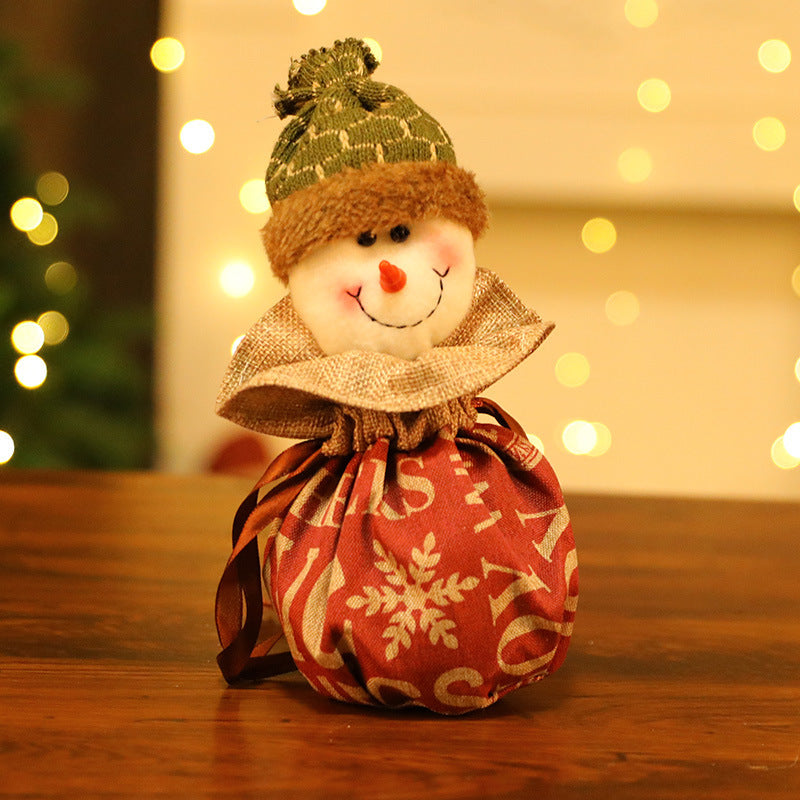 Decorative Christmas gift wrapping Stornfield