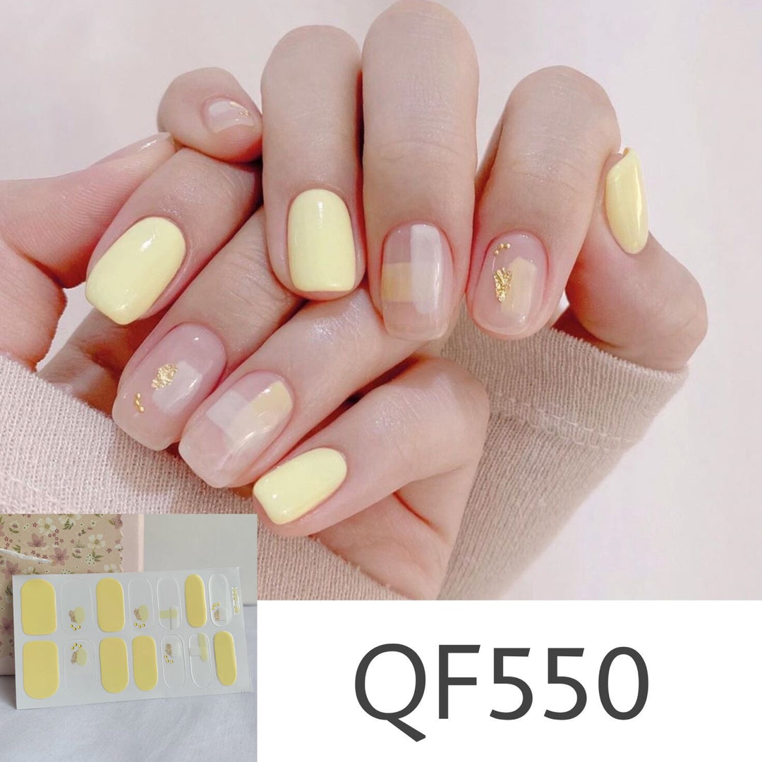 Artificial nail art with star design Stornfield