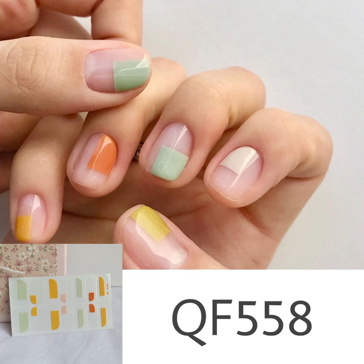 Artificial nail art with star design Stornfield