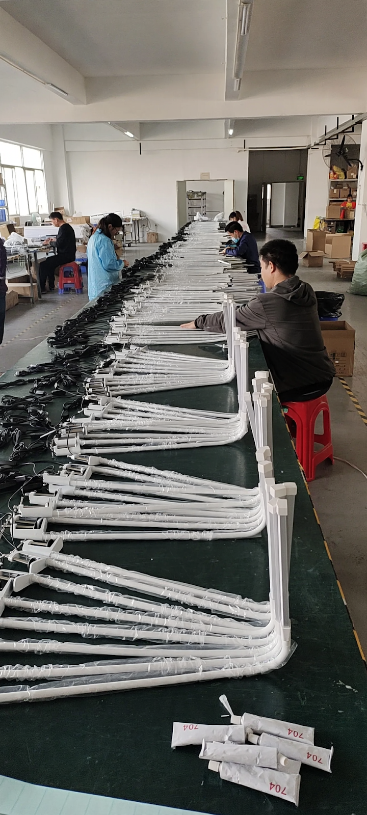 LED clamp lamp with long arm, 60 cm