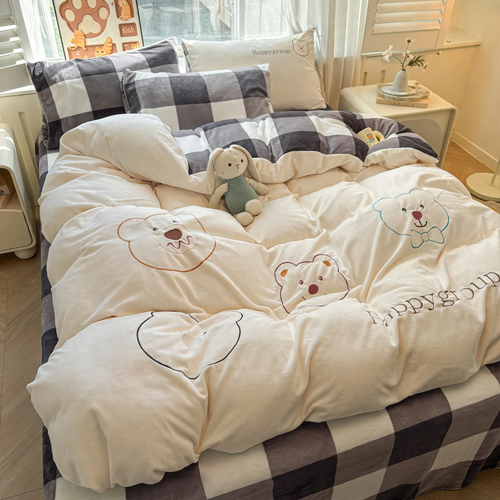 Winter bed linen set made of milk fiber fleece, double-sided