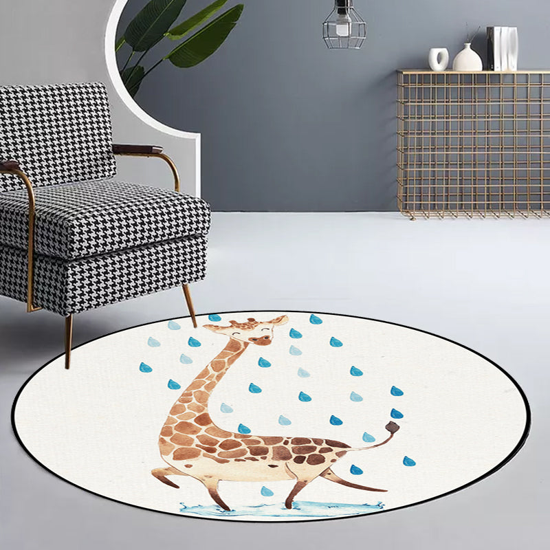 Stornfield | Kids rug in white with fox koala alpaca animal print in polyester, pet friendly, washable area rug
