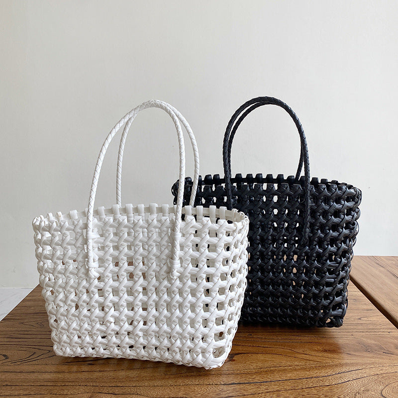Stylish and Practical Shopping Bag Made of Woven Material Stornfield