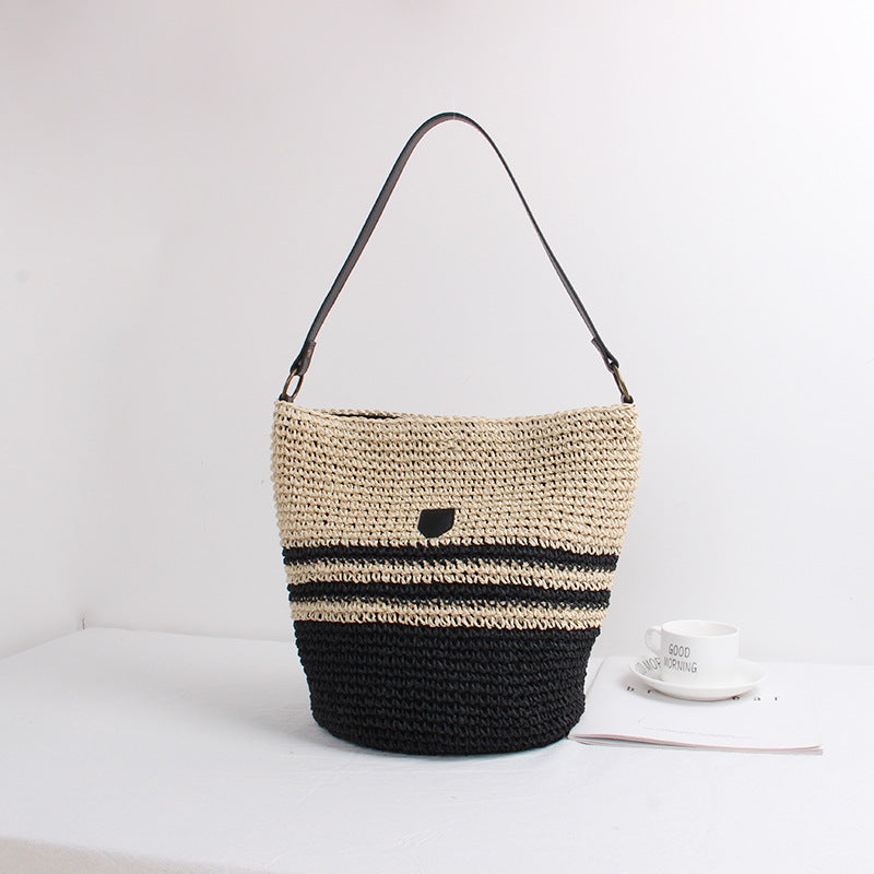 Braided shoulder bag with stylish accent Stornfield