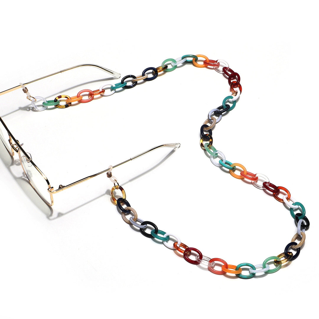 Fashion-Forward Eyewear Chain Stornfield