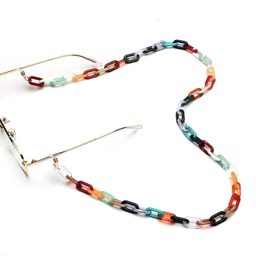 Fashion-Forward Eyewear Chain Stornfield