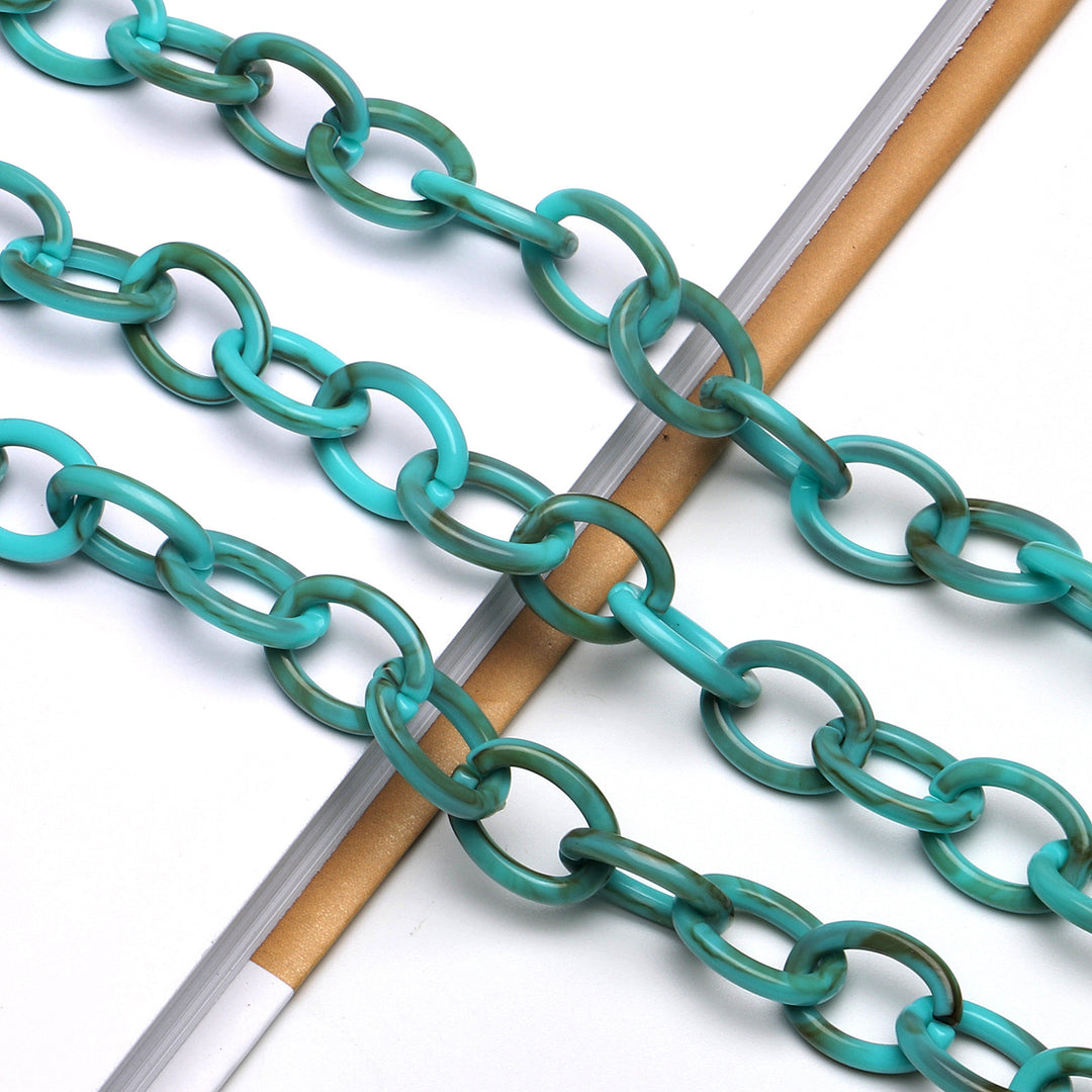 Fashion-Forward Eyewear Chain Stornfield