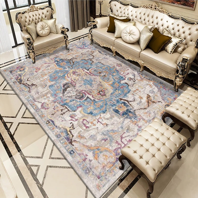 Luxury Vintage-Inspired Area Rug Stornfield