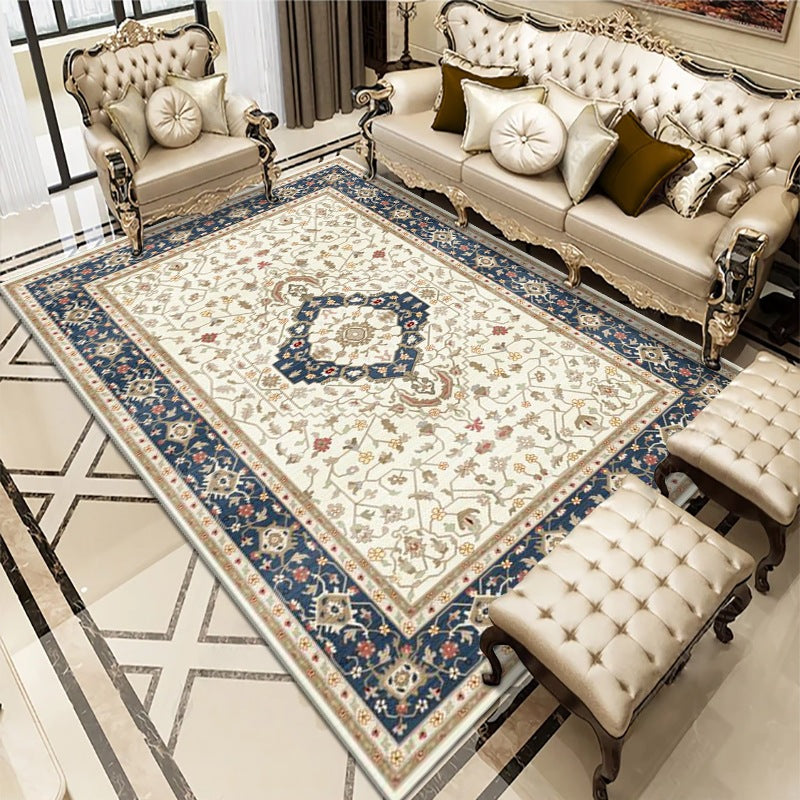 Luxury Vintage-Inspired Area Rug Stornfield