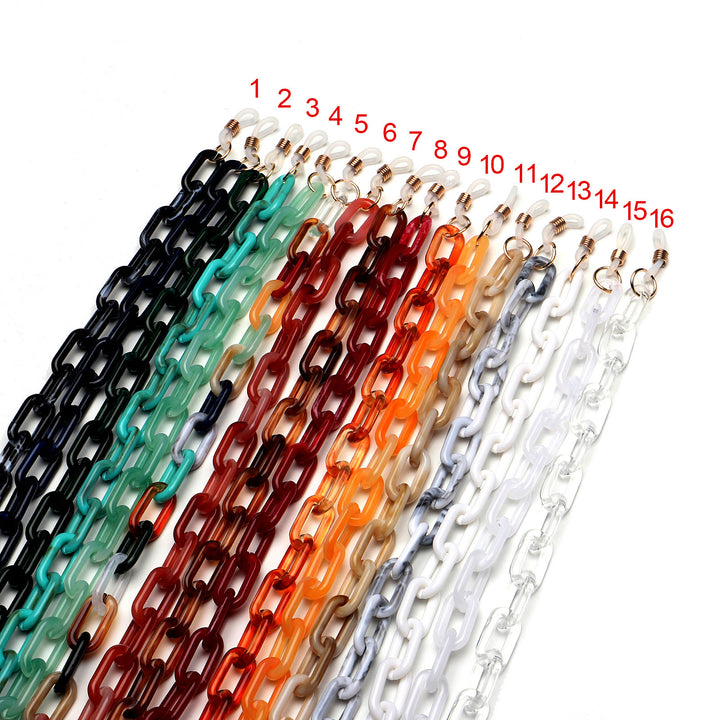 Fashion-Forward Eyewear Chain Stornfield