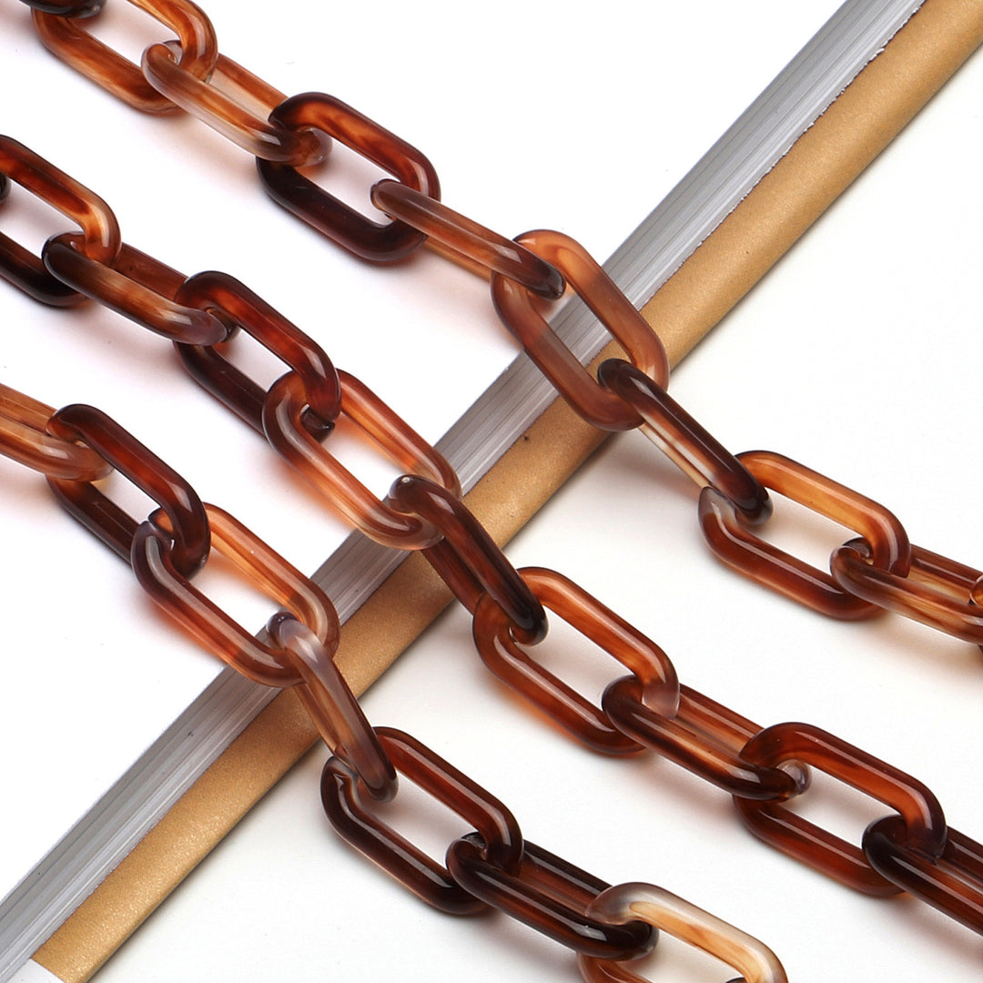 Fashion-Forward Eyewear Chain Stornfield