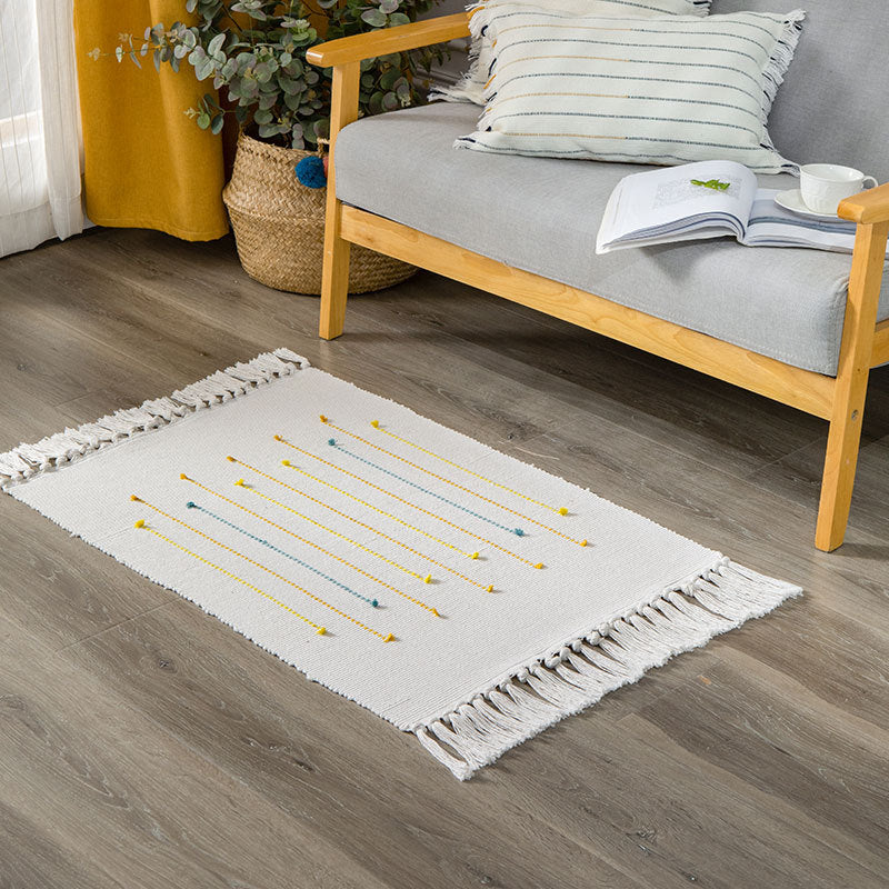 Cotton mix bedroom runner with tufted zigzag border and fringes