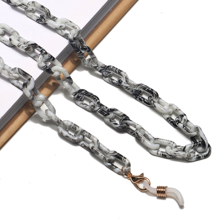 Oversized Chain Eyewear Holder Stornfield