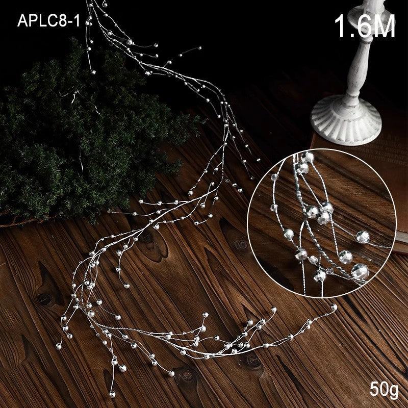 Decorative Christmas wall wreath made of acrylic and iron