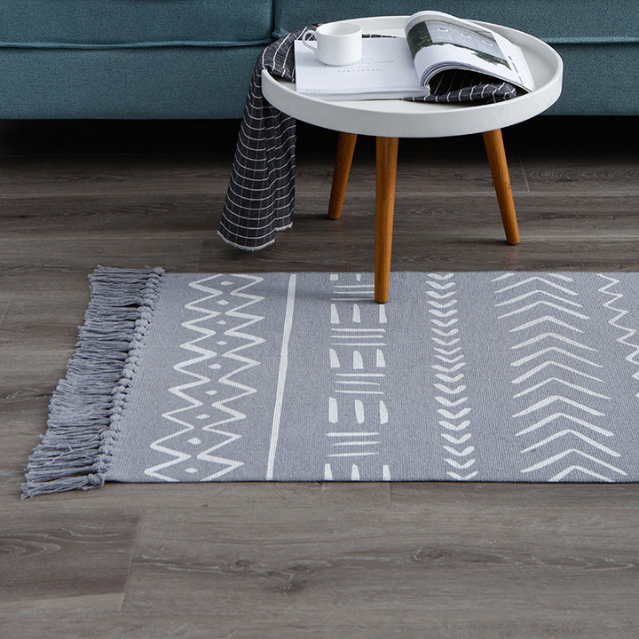 Flat-woven cotton runner with Boho-Ethno motif and decorative fringes Stornfield
