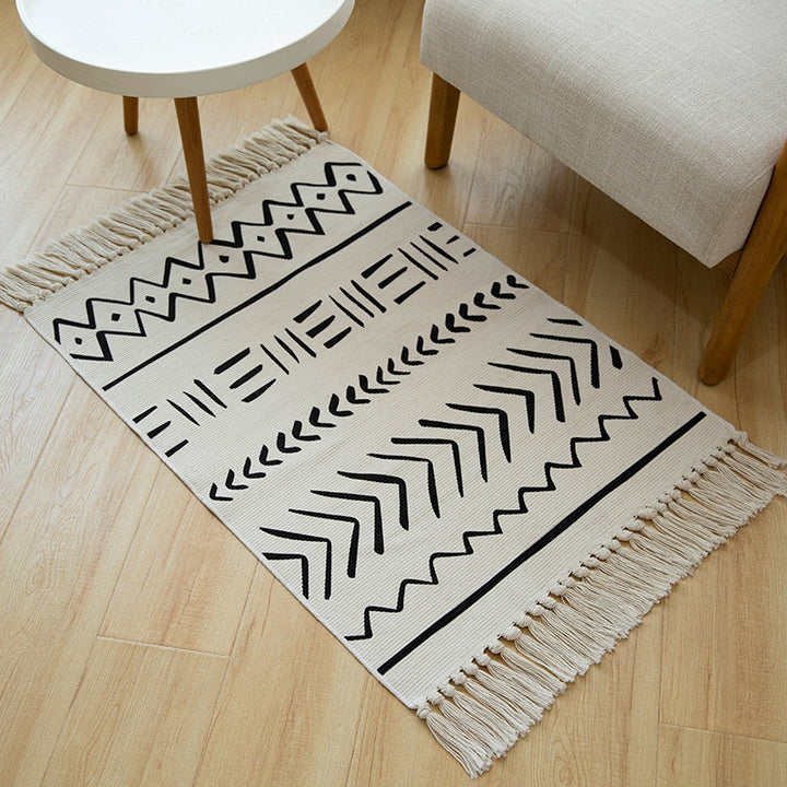 Flat-woven cotton runner with Boho-Ethno motif and decorative fringes Stornfield