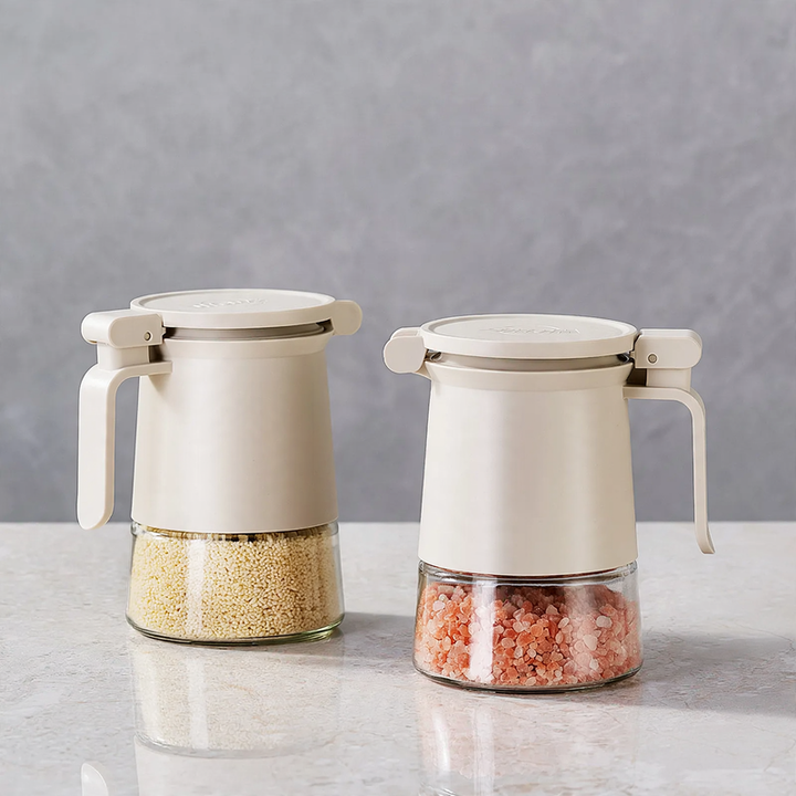 Glass spice container with spoon and desiccant compartment, 350 ml