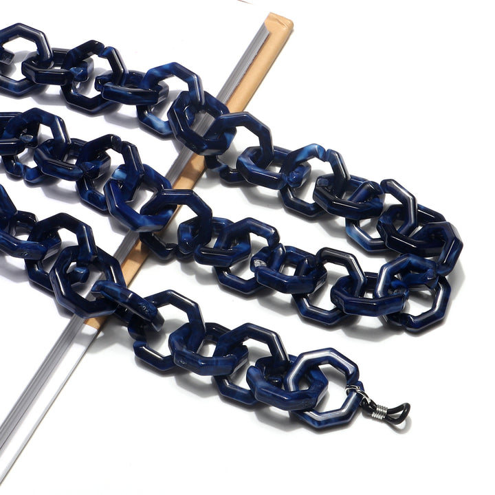 Fashionable Chunky Chain Eyewear Holder Stornfield