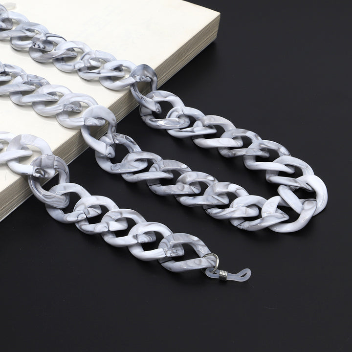 Fashionable Chunky Chain Eyewear Holder Stornfield