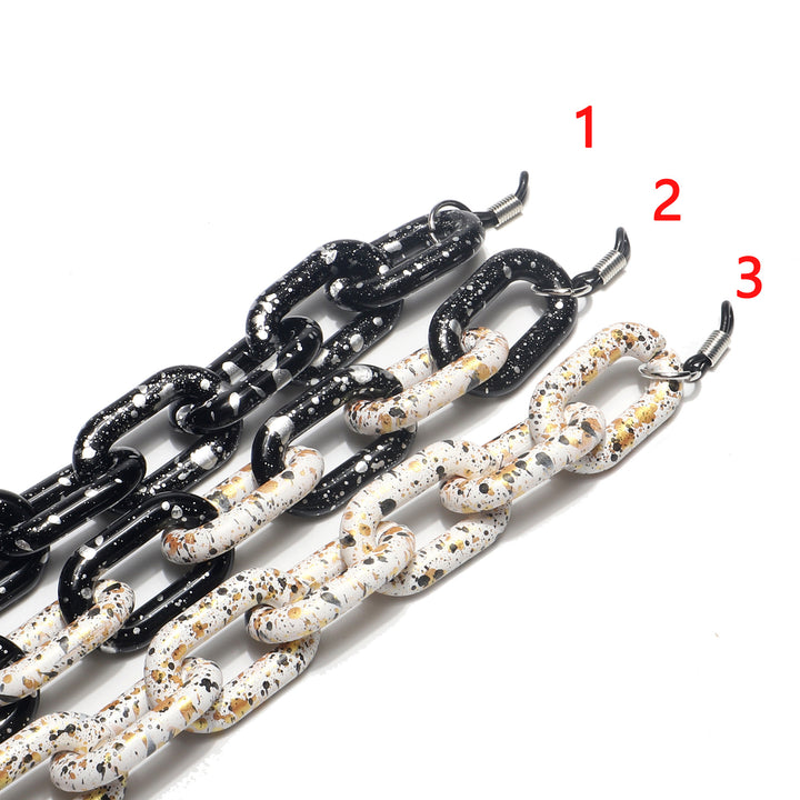 Fashionable Chunky Chain Eyewear Holder Stornfield