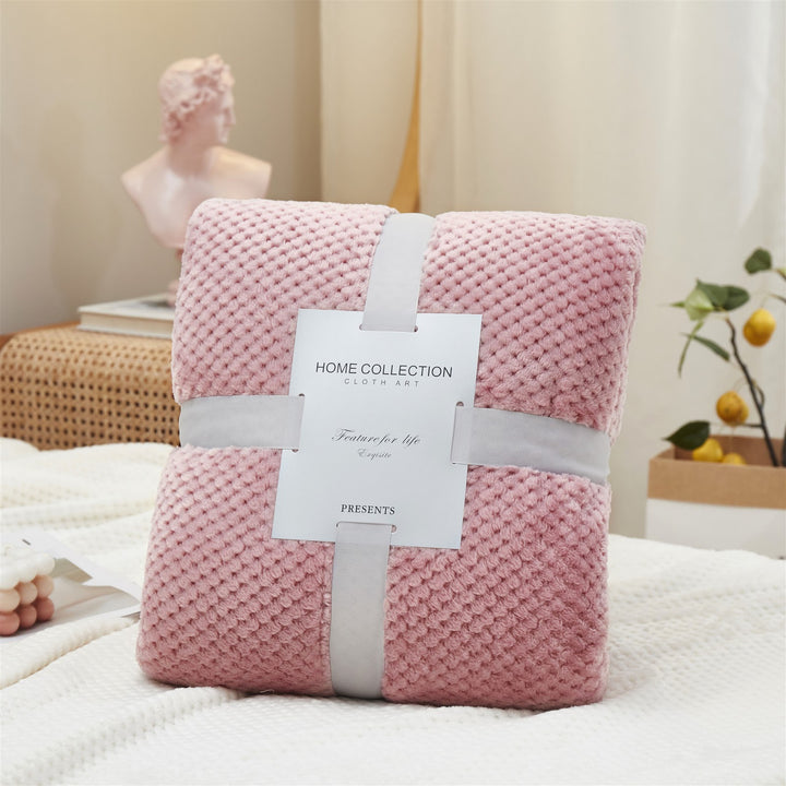 Fluffy flannel blanket with waffle structure