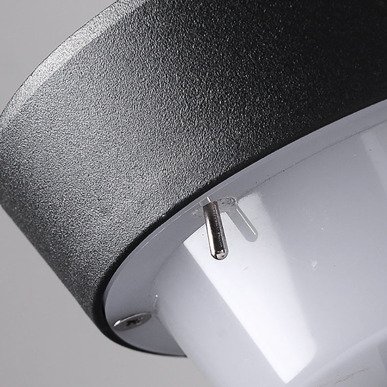 Modern Simplicity Waterproof Solar Round Aluminum Acrylic Outdoor Lights For Garden | Stornfield