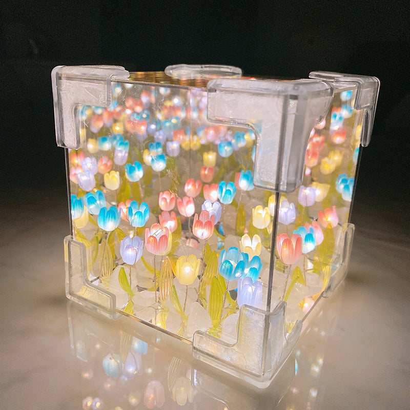 Blossom Box | Magical Tulip Light | Stornfield