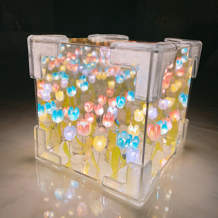 Blossom Box | Magical Tulip Light | Stornfield