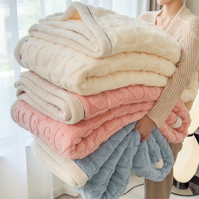 Fluffy throw blanket with heart pattern, double-sided thickened