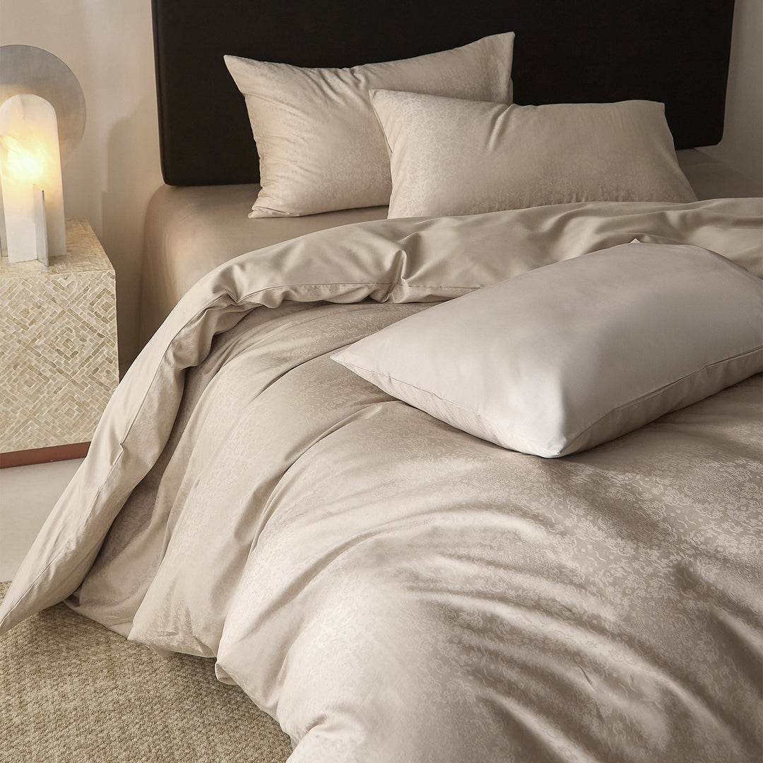 Bedding set made of 100s long staple cotton, 3–4 piece