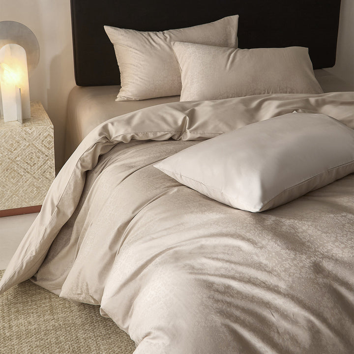Bedding set made of 100s long staple cotton, 3–4 piece