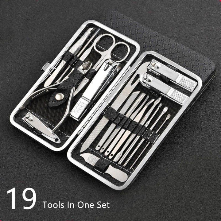 Stornfield | Set de manucure en acier inoxydable 19 en 1 avec coupe-ongles