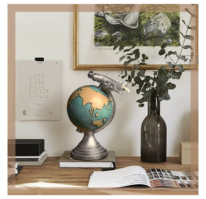 Retro Globe Clock | Stornfield