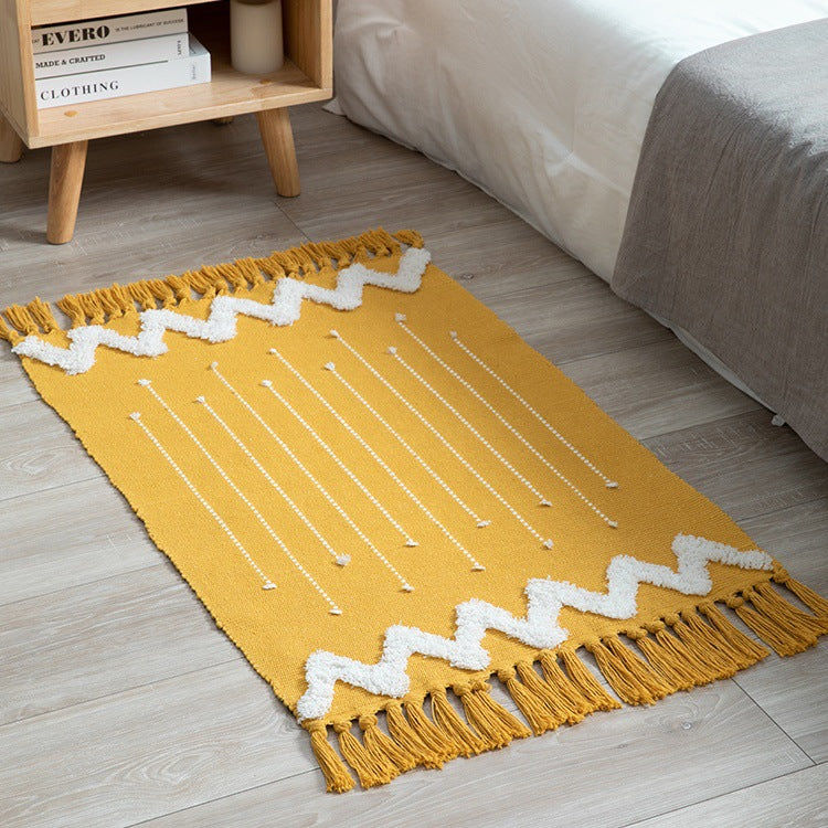 Cotton mix bedroom runner with tufted zigzag border and fringes