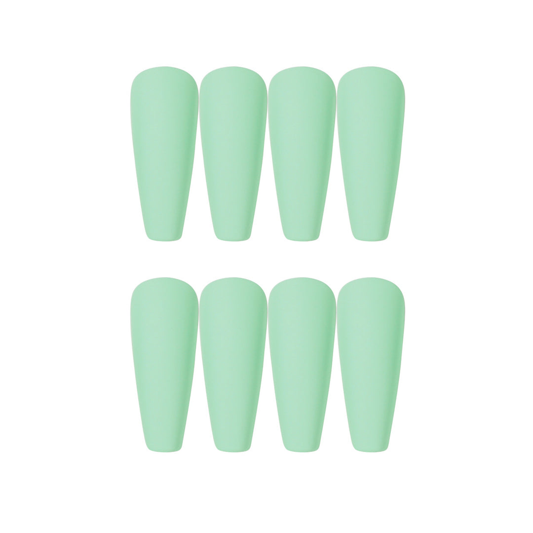 Glamorous artificial nails with high-gloss finish Stornfield