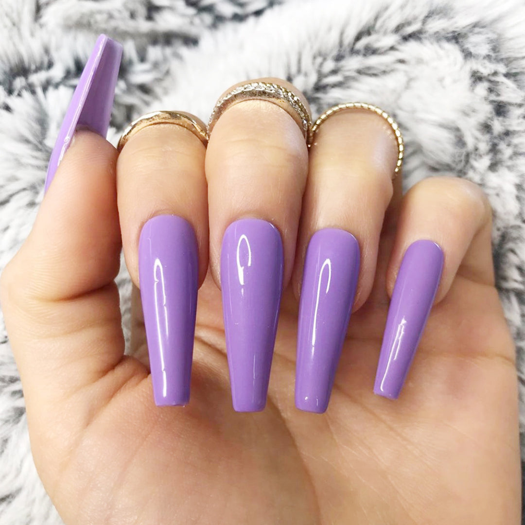 Glamorous artificial nails with high-gloss finish Stornfield
