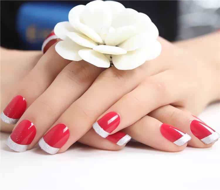 Fashionable butterfly design artificial nails Stornfield
