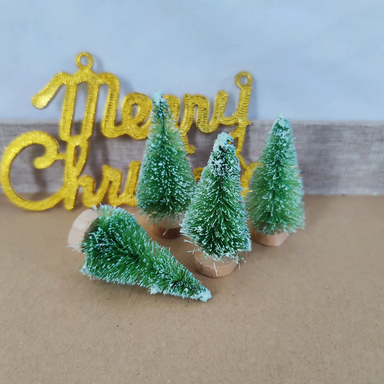 Mini Christmas tree for table decoration