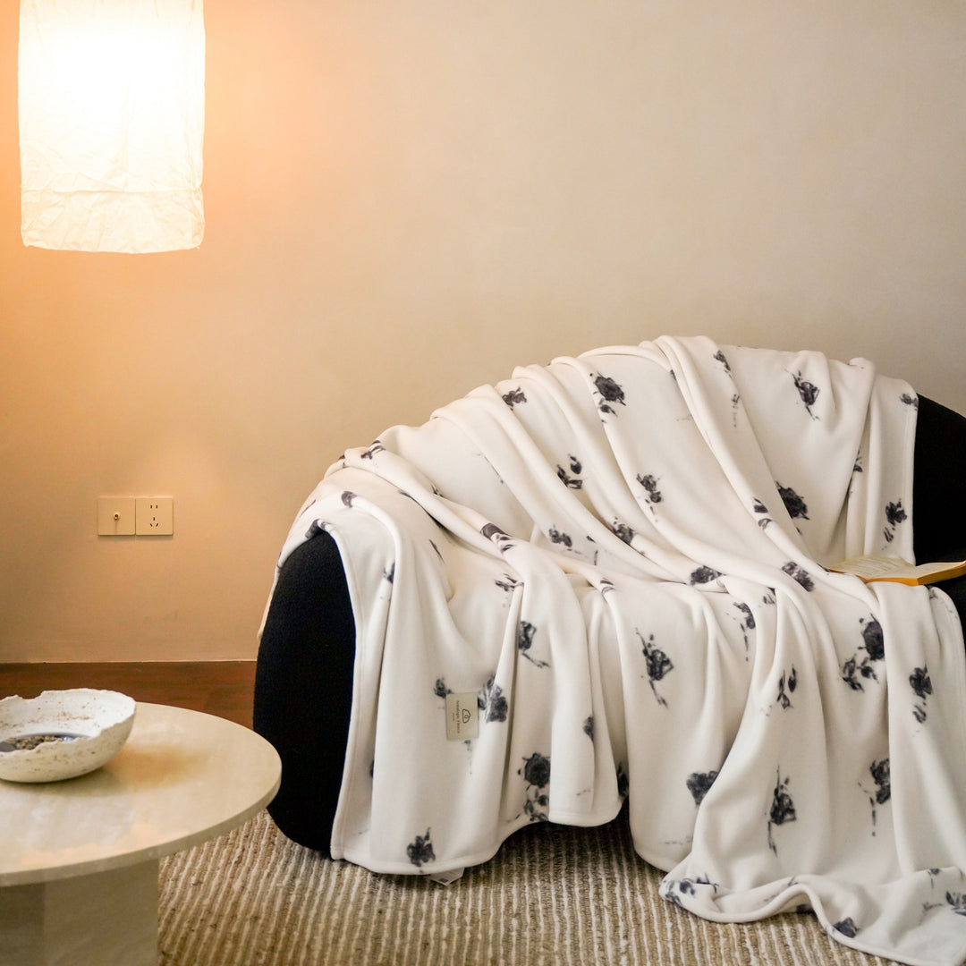 Nordic wool blanket made from milk fiber