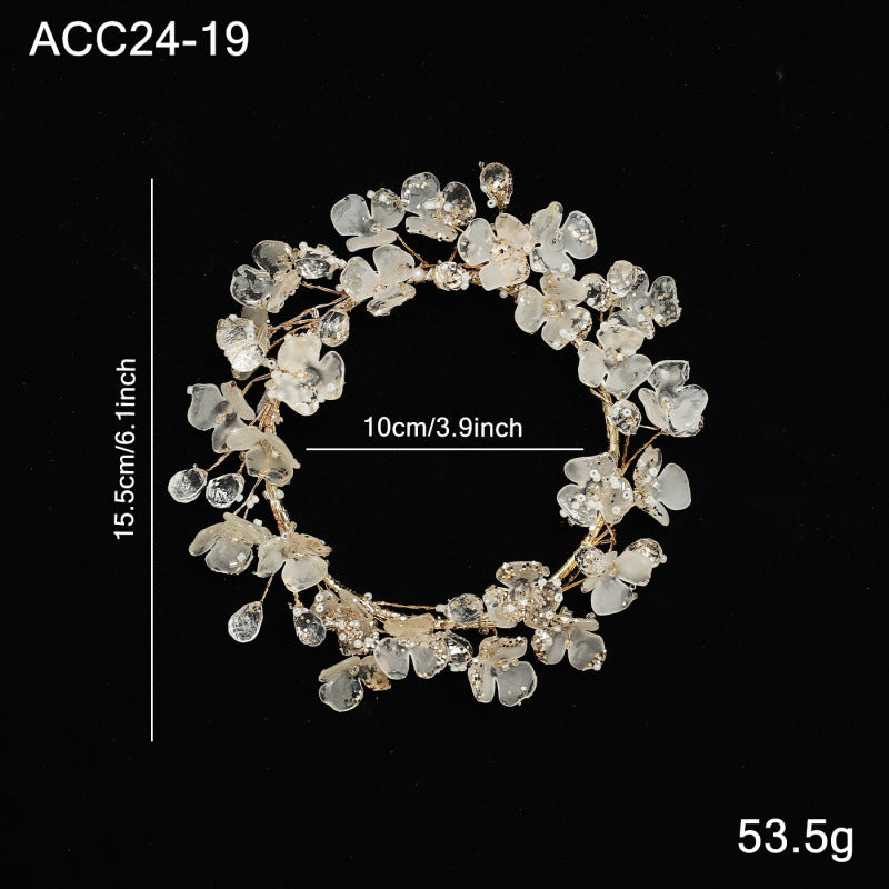 Decorative Christmas wall wreath made of acrylic and iron