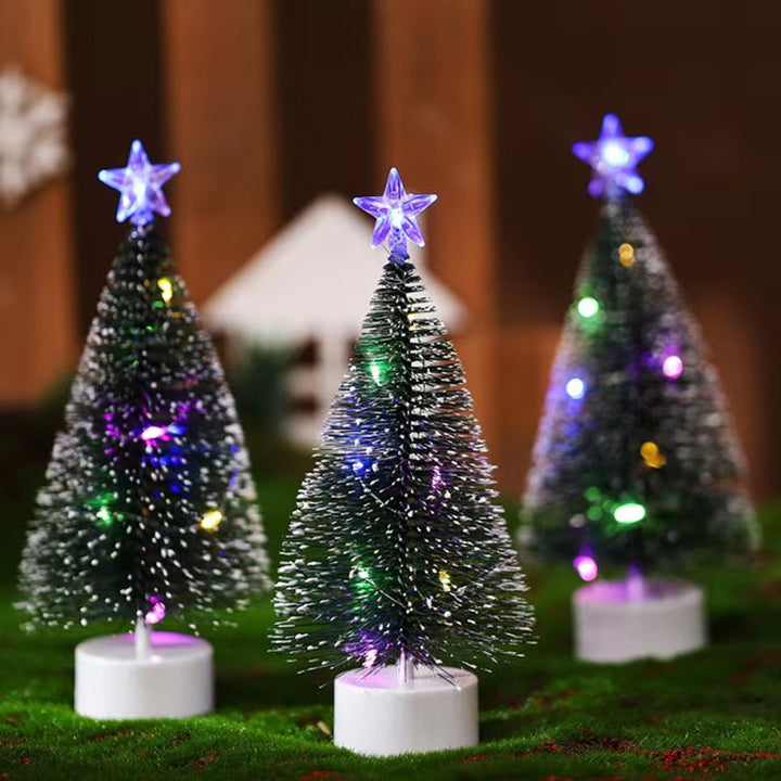 Mini Christmas tree made of pine needles, 17 cm