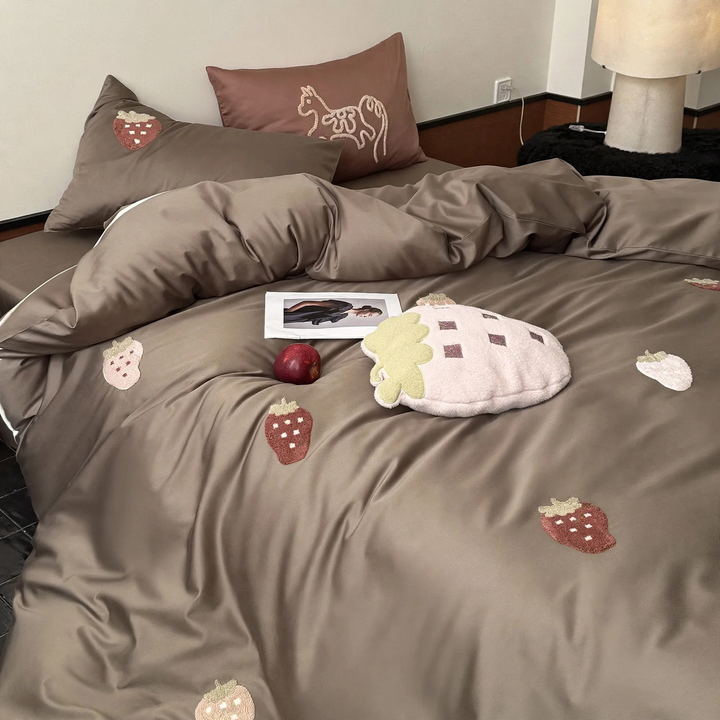 High-quality cotton bed linen set, 4-piece, with embroidery