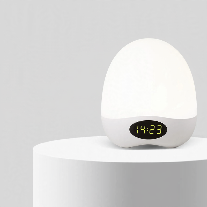 Full-spectrum night light with touch control