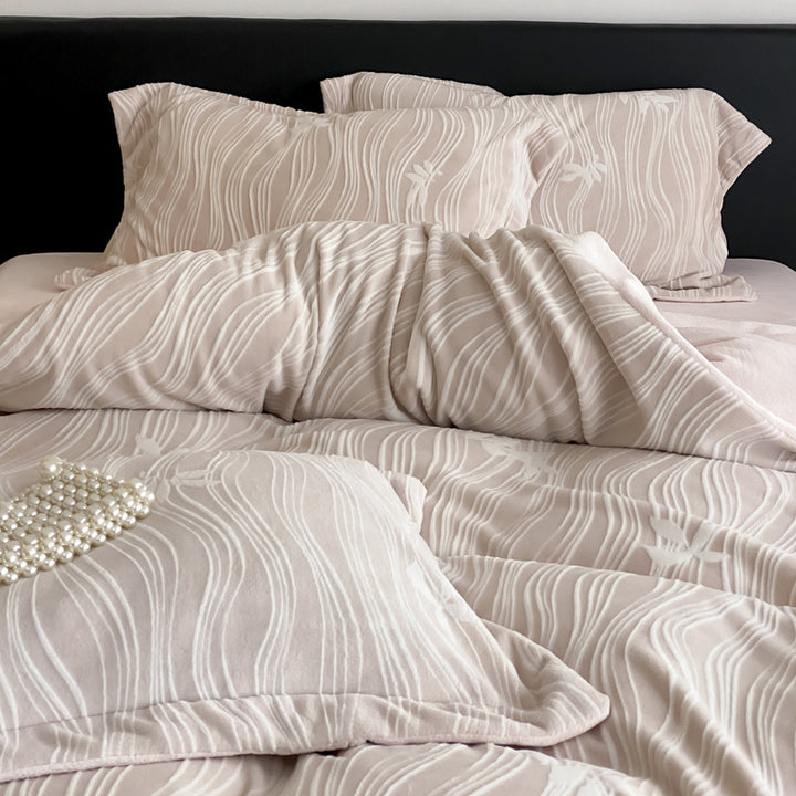 Milk fiber bedding with relief pattern, 3–4 pieces