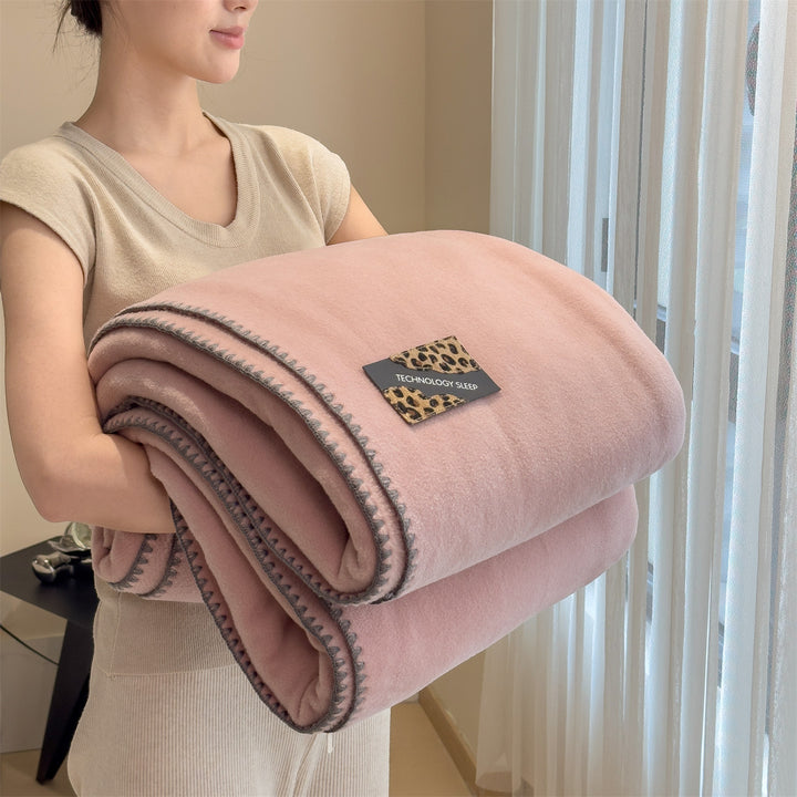 Solid color cuddly blanket for any occasion